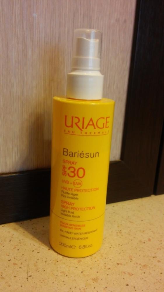 Солнцезащитный спрей водостойкий. Uriage спрей SPF 30. Барьесан СПФ 30. Урьяж Барьесан / Uriage спрей солнцезащитный spf30 200 мл. Урьяж солнцезащитный крем 30.