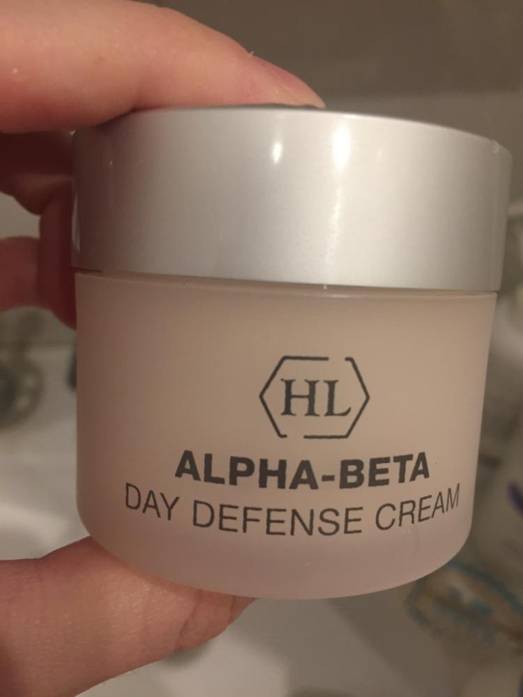 Холе альфа. Holy Land Alpha-Beta ночной крем. Крем Alpha Complex Active Cream Holy Land. Alpha Complex Holy Land Day Cream. Крем Day Defense Cream.