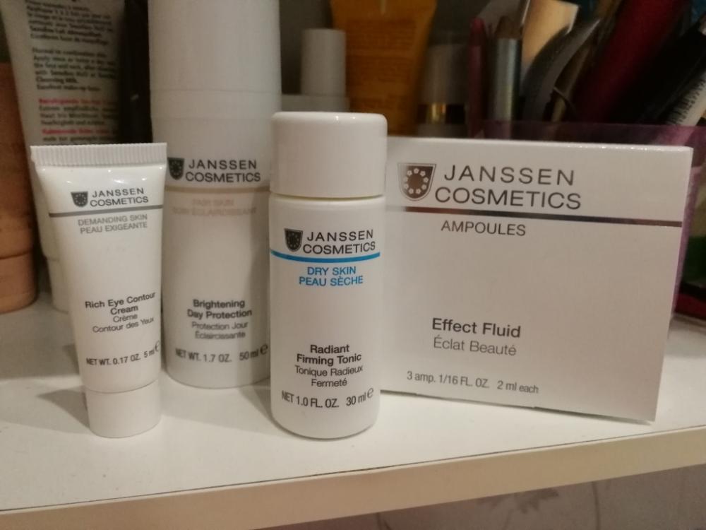 Янсенс косметика сайт. Janssen Cosmetics 5520p. Умывание Janssen Cosmetics. Janssen Cosmetics Fair Skin. Fair Skin Tonic Janssen Cosmetics.