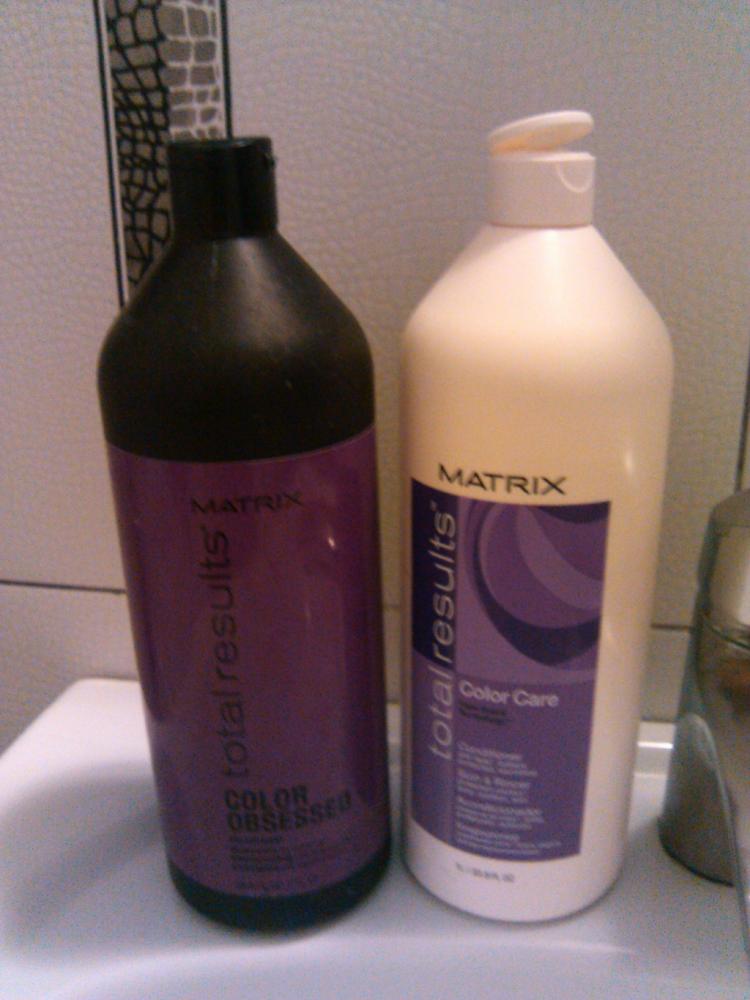 Магнит косметик смывка для волос. Смывка для волос Матрикс. Matrix шампунь магнит Косметик. Шампунь смывка для волос. Шампунь для смывания краски с волос.