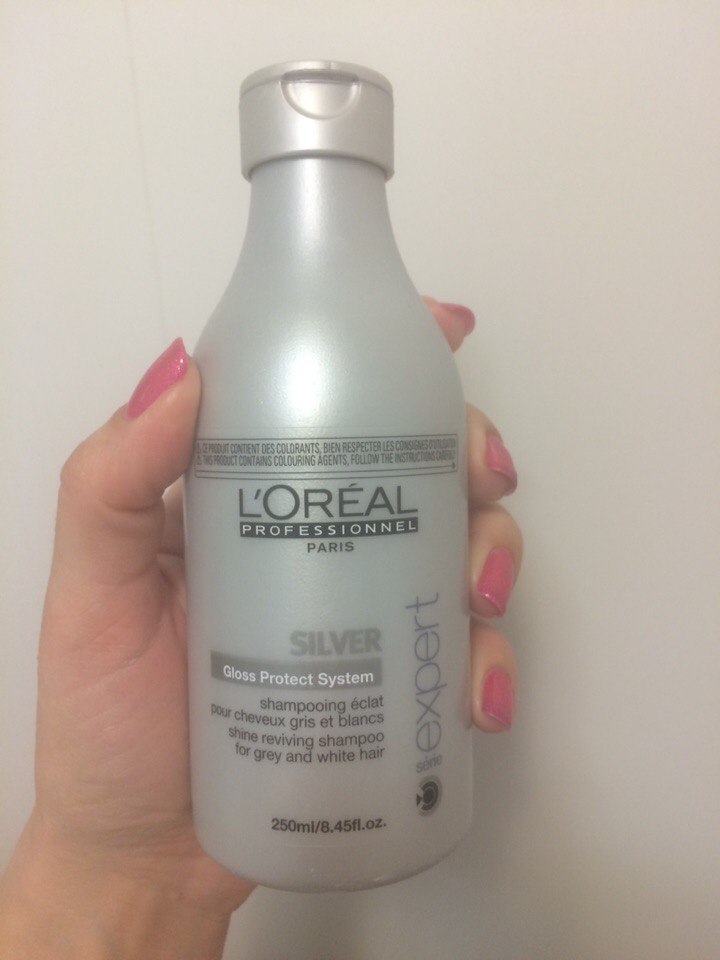 Лучший шампунь для седых волос. Шампунь для седых волос Loreal professional. Лореаль шампунь для седых волос. Лореаль шампунь для блондинок фиолетовый Сильвер. Шампунь l'Oreal Professionnel для блондинок.