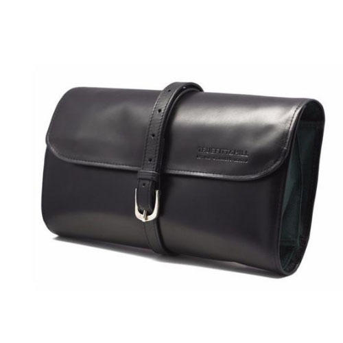 

Truefitt & Hill Кожаная дорожная косметичка ролл / Чёрная (Truefitt & Hill, Аксессуары), Аксессуары