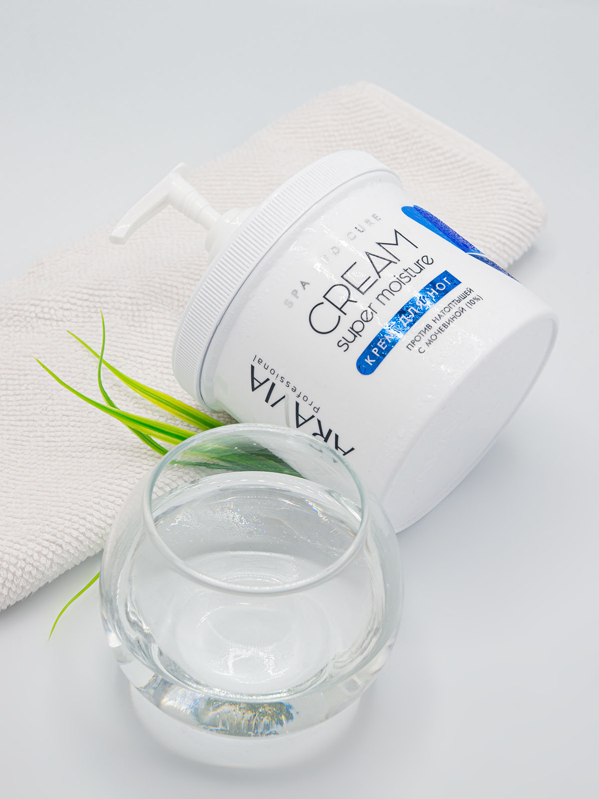 Аравия Профессионал Крем для ног от натоптышей и мозолей Super Moisture, 550 мл (Aravia Professional, SPA педикюр) Аравия Профессионал Крем для ног от натоптышей и мозолей Super Moisture, 550 мл (Aravia Professional, SPA педикюр) фото 9