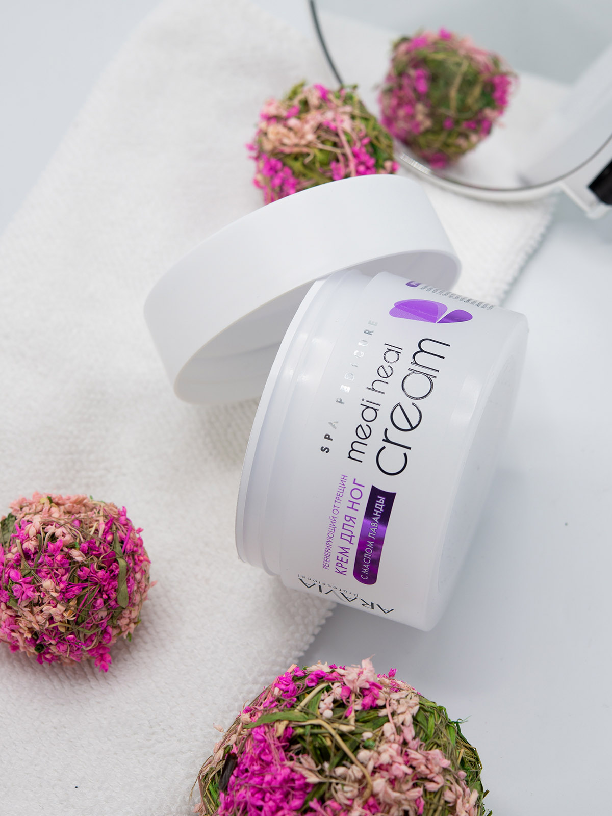 Аравия Профессионал Регенерирующий крем от трещин с маслом лаванды Medi Heal Cream, 150 мл (Aravia Professional, SPA педикюр) фото 4