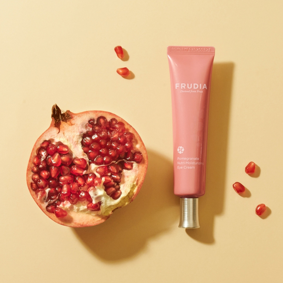 Фрудиа Питательный крем для глаз с экстрактом граната, 40 мл (Frudia, Сияние с гранатом) фото 1