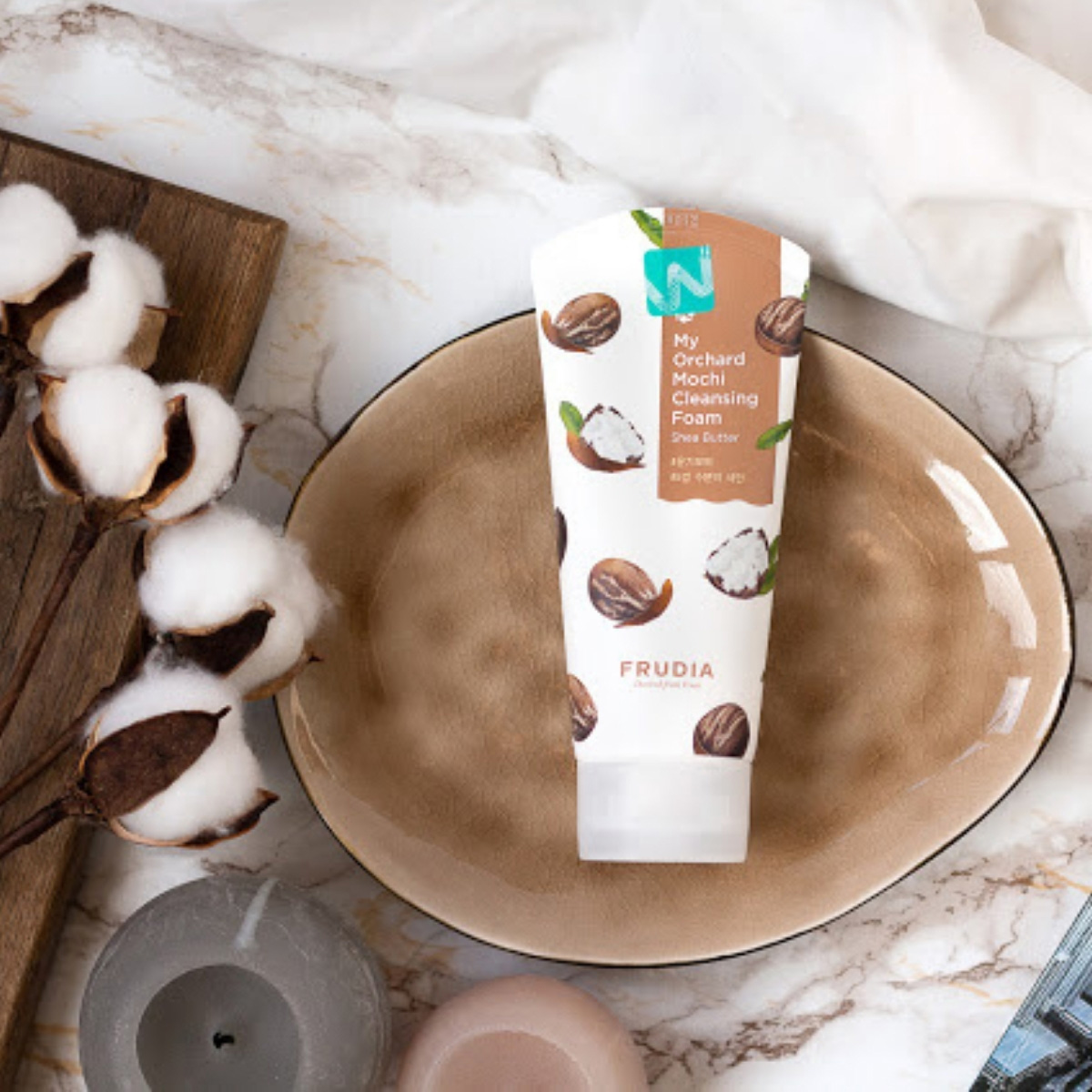 Фрудиа Очищающая пенка-моти с маслом ши, 120 мл (Frudia, My Orchard Mochi) фото 2