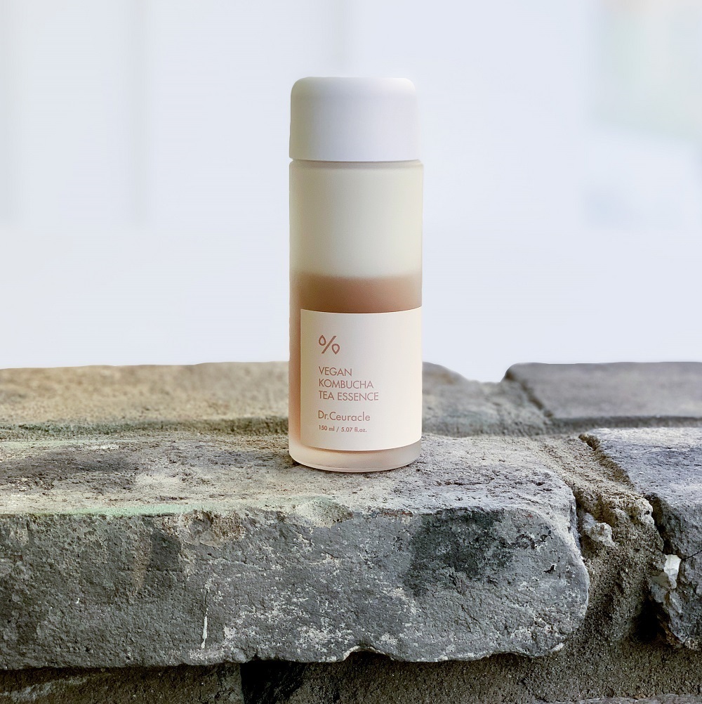 Доктор Сьюрикл Веганская крем-эссенция с чаем комбуча, 150 мл (Dr. Ceuracle, Vegan Kombucha) фото 3