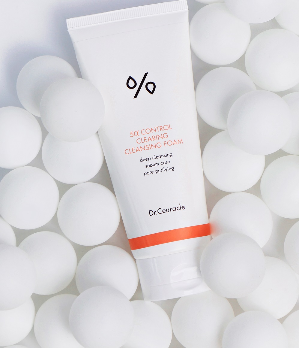 Доктор Сьюрикл Пенка для умывания для проблемной кожи, 200 мл (Dr. Ceuracle, 5 Alfa Control) Доктор Сьюрикл Пенка для умывания для проблемной кожи, 200 мл (Dr. Ceuracle, 5 Alfa Control) фото 1