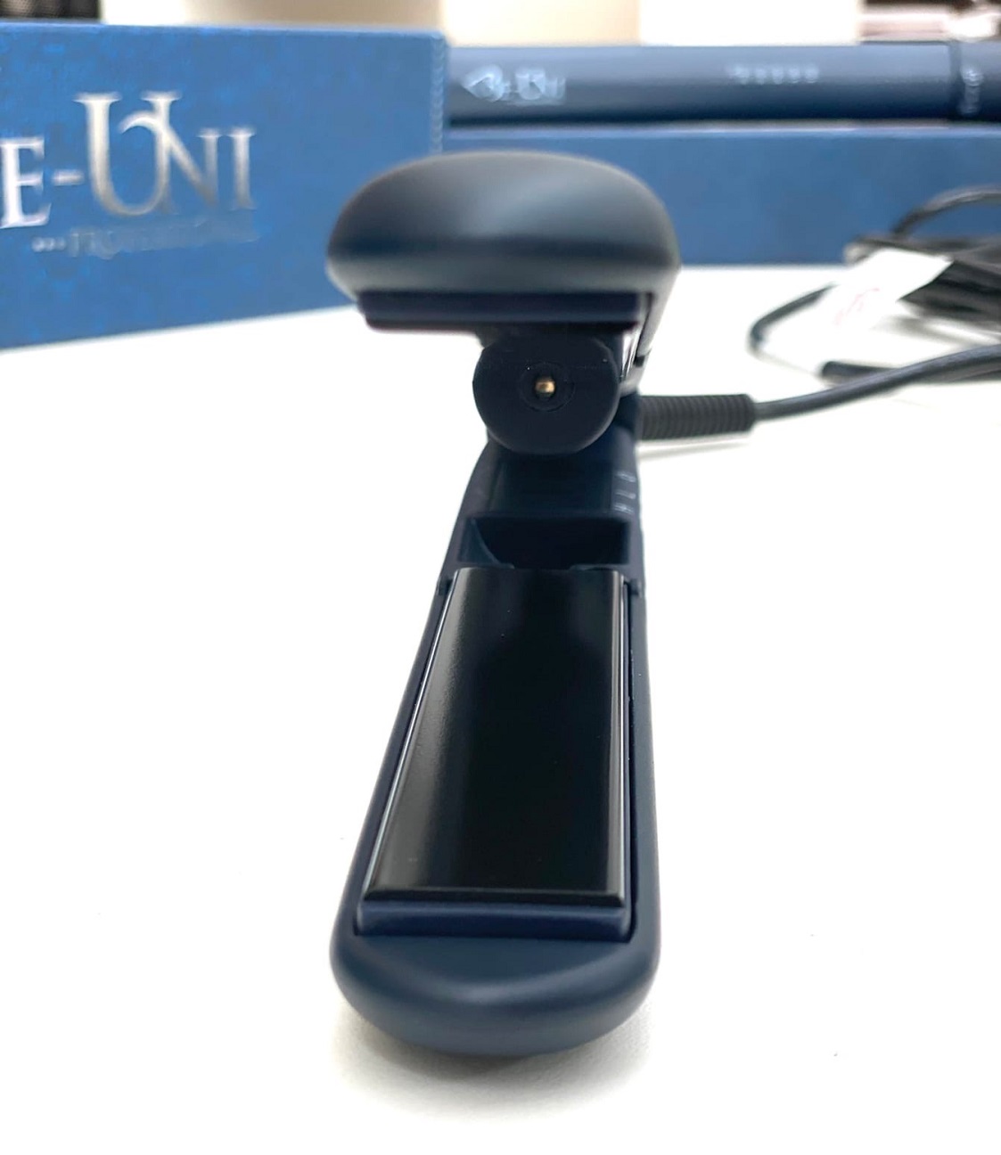 Би-Юни Утюжок для выпрямления волос Diving Pro Iron с покрытием турмалиновый кварц (Be-Uni, Diving Collection) фото 2