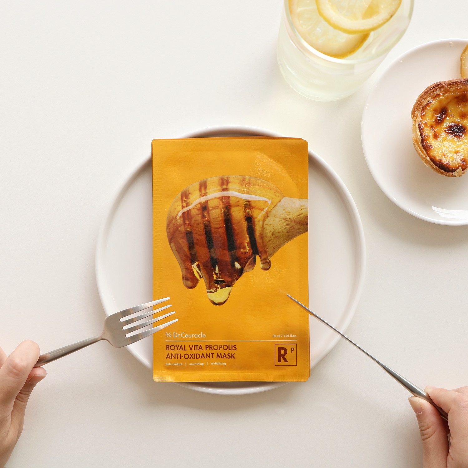 Доктор Сьюрикл Тканевая маска с прополисом Antioxidant Mask, 30 мл (Dr. Ceuracle, Royal Vita Propolis) фото 1