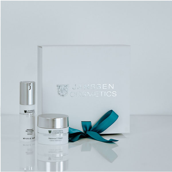 

Janssen Cosmetics Набор Vitaforce C Beauty Box: регенерирующий концентрат 30 мл + регенерирующий крем 50 мл (Janssen Cosmetics, Demanding skin), Demanding skin