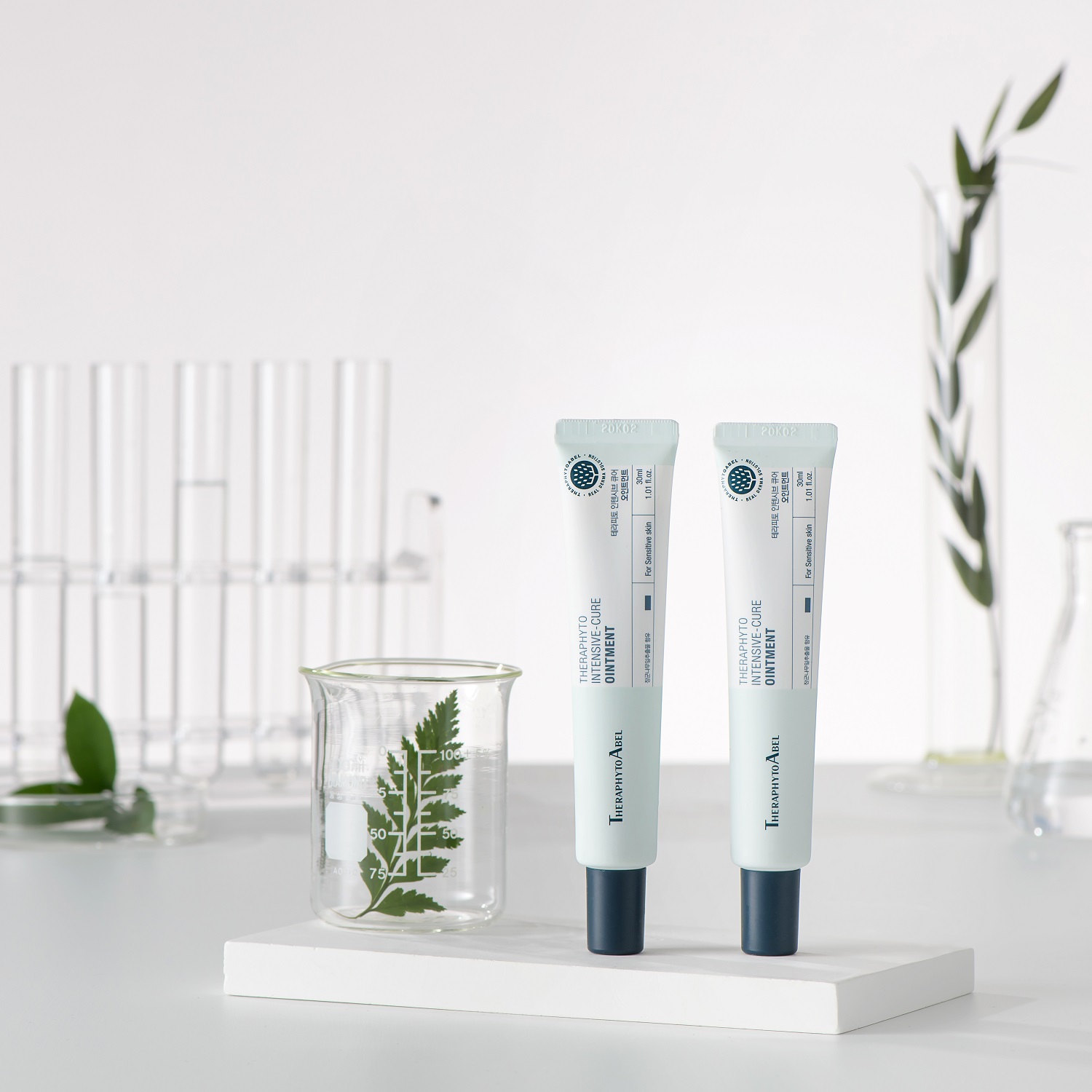 ТерафитоАбель Высококонцентрированный восстанавливающий мультикрем для лица и тела Intensive-Cure Ointment 0+, 30 мл (TheraphytoAbel, Theraphyto) фото 6