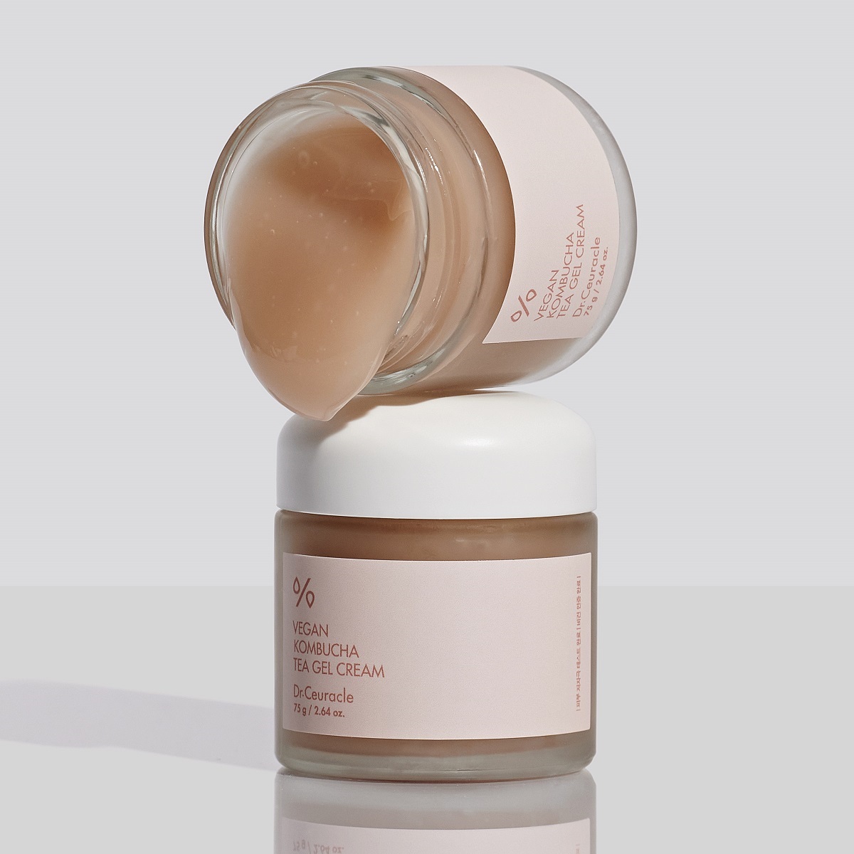 Доктор Сьюрикл Веганский гель-крем с чаем комбуча Tea Gel Cream, 75 г (Dr. Ceuracle, Vegan Kombucha) Доктор Сьюрикл Веганский гель-крем с чаем комбуча Tea Gel Cream, 75 г (Dr. Ceuracle, Vegan Kombucha) фото 4
