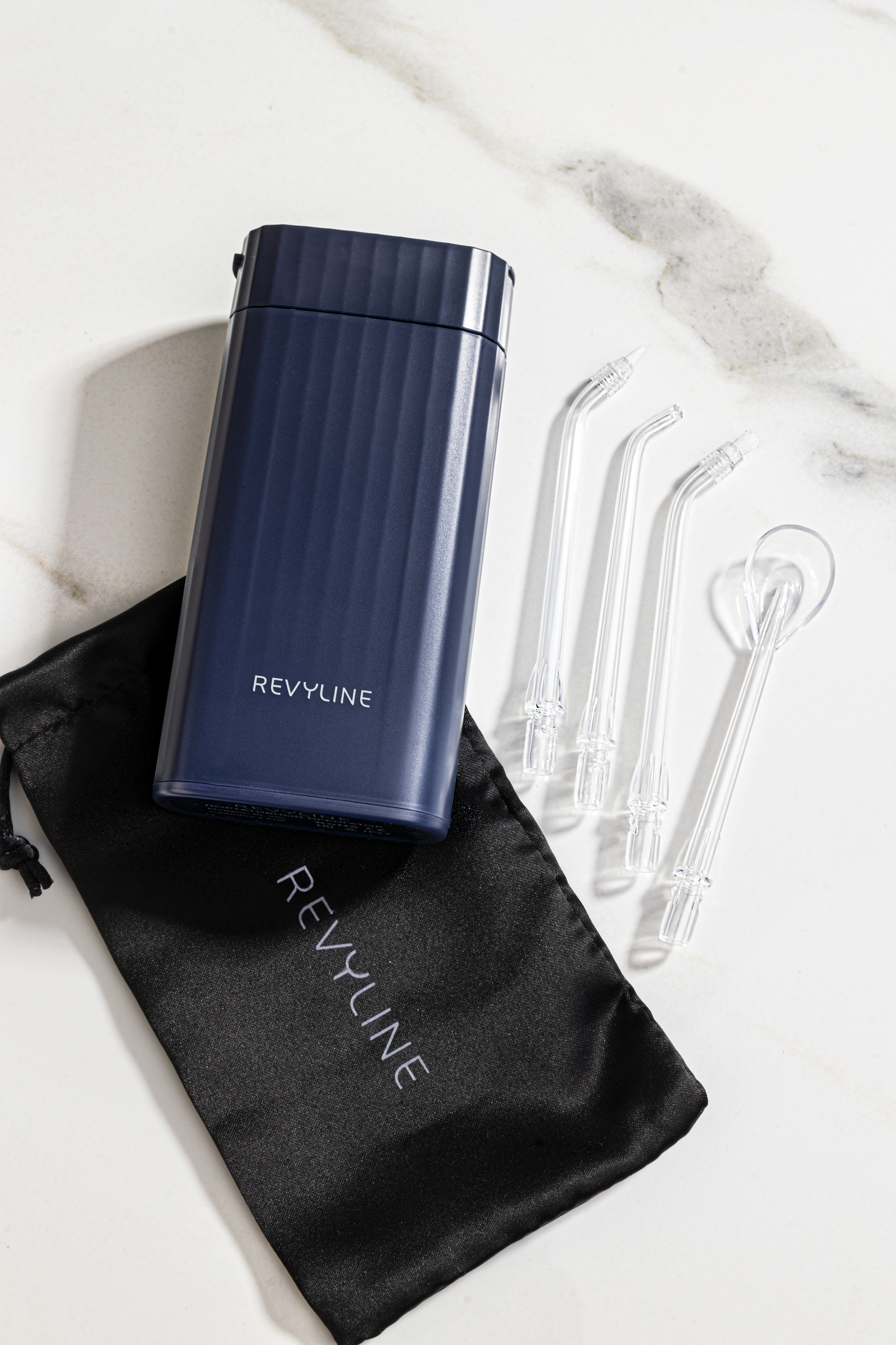  Портативный ирригатор RL 410, синий (REVYLINE, Ирригаторы) фото 3