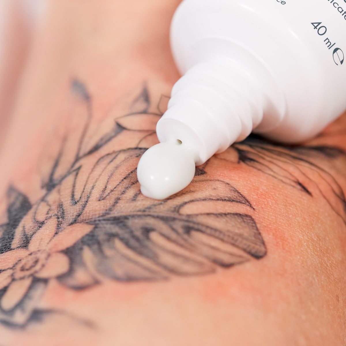 Авен Увлажняющая восстанавливающая эмульсия, 40 мл (Avene, Cicalfate) фото 8