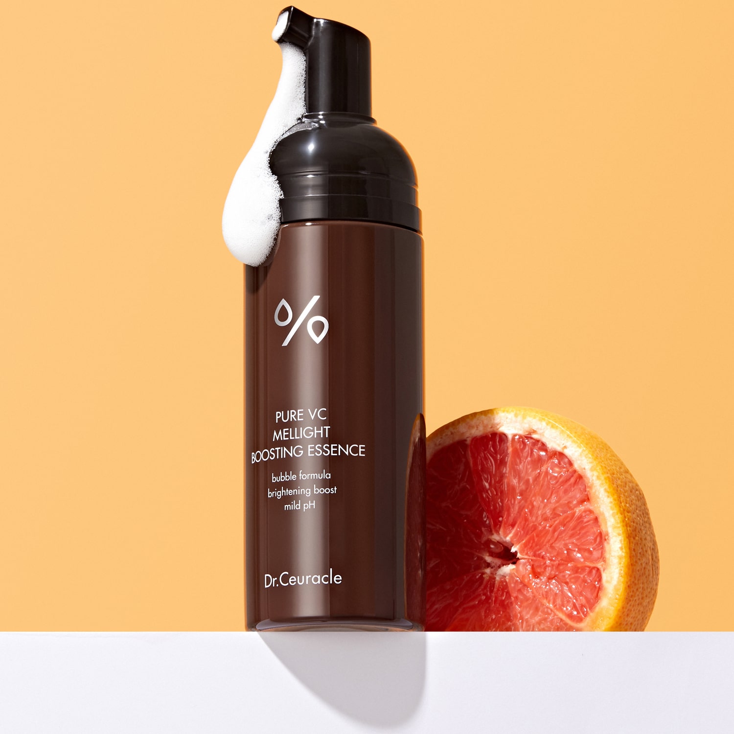 Доктор Сьюрикл Эссенция с витамином С Pure VC Mellight Boosting Essence, 145 мл (Dr. Ceuracle, Pure VC) Доктор Сьюрикл Эссенция с витамином С Pure VC Mellight Boosting Essence, 145 мл (Dr. Ceuracle, Pure VC) фото 4