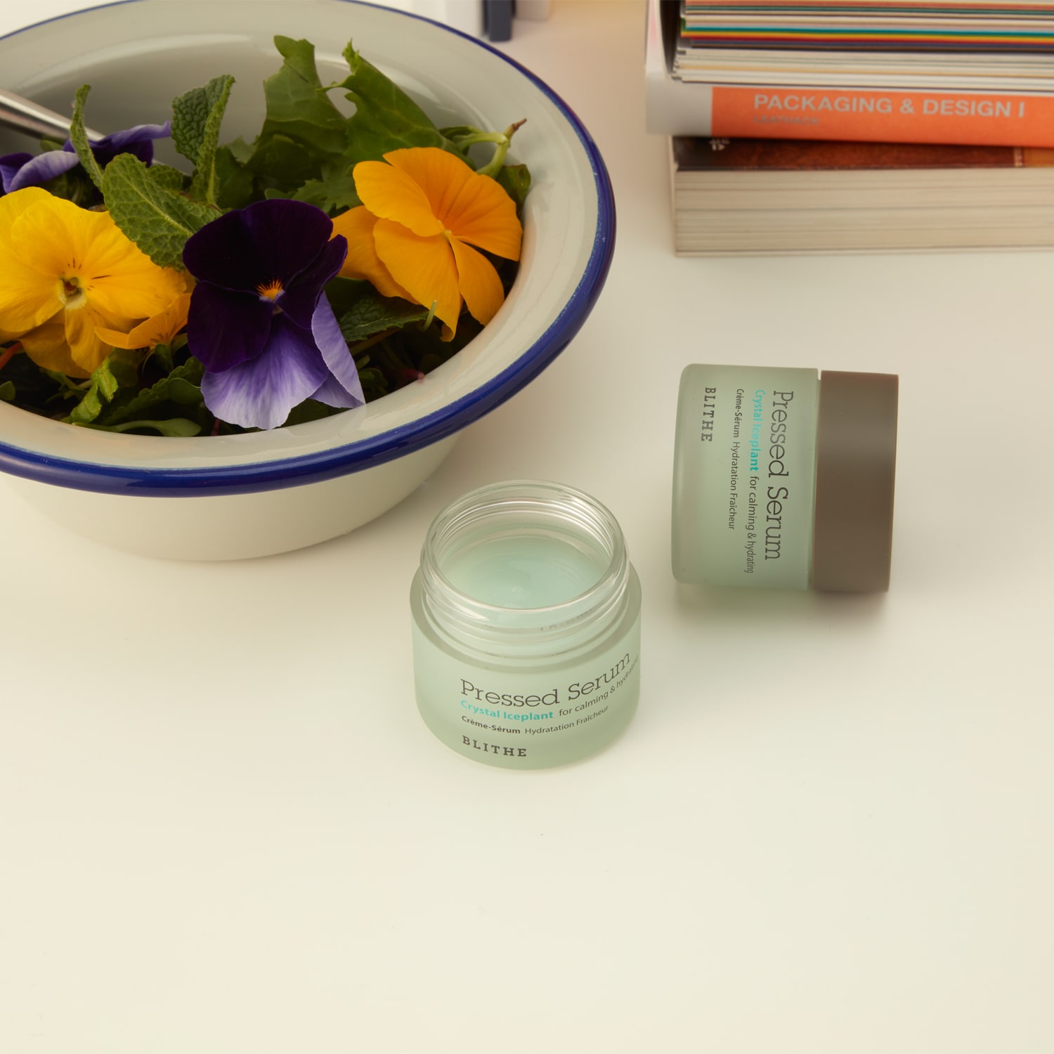 Блайт Сыворотка спрессованная увлажняющая «Хрустальный лед», 27 мл (Blithe, Pressed Serum) фото 2