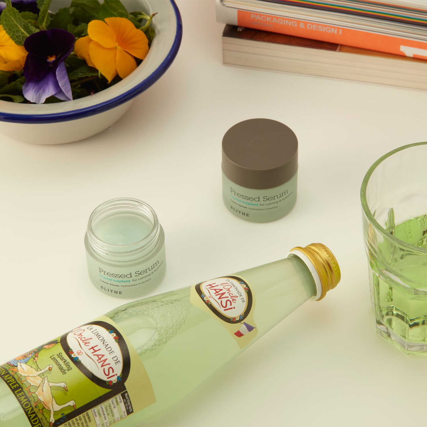 Блайт Сыворотка спрессованная увлажняющая «Хрустальный лед», 27 мл (Blithe, Pressed Serum) фото 4