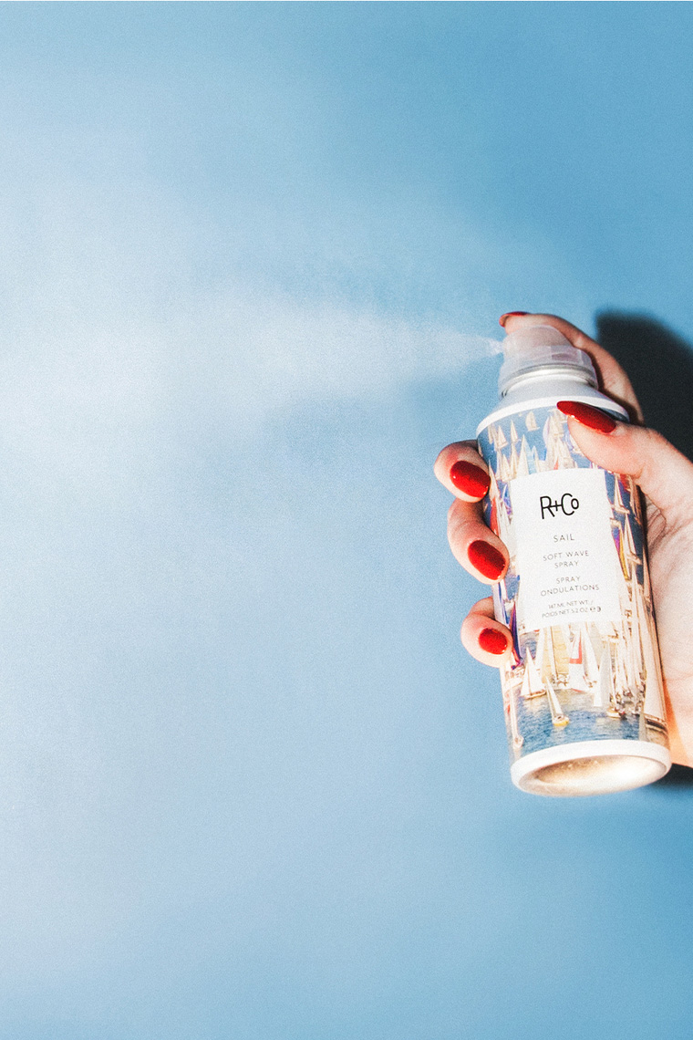  Текстурирующий спрей для волос Sail, 147 мл (R+Co, Texture) фото 1