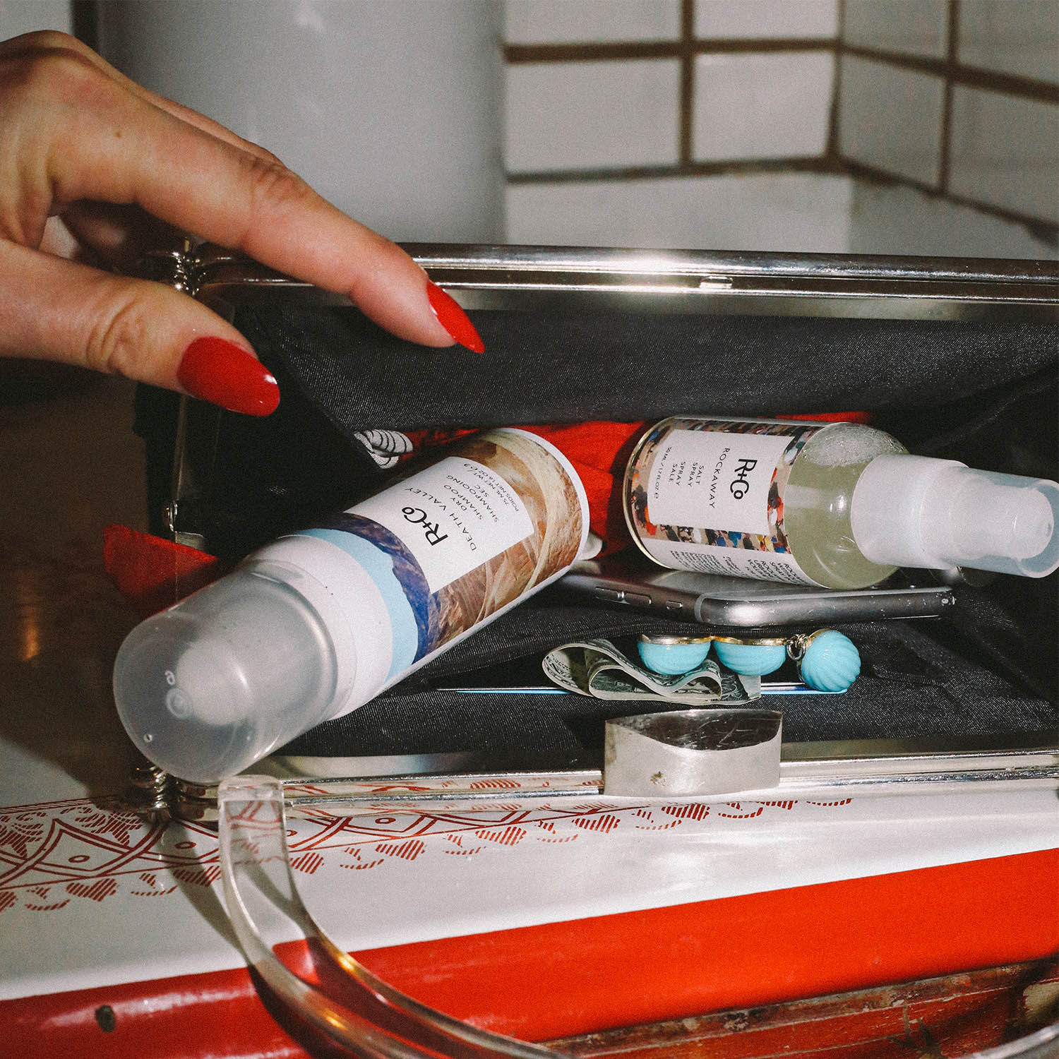  Сухой спрей-шампунь Death Valley, 75 мл (R+Co, Dry Shampoo) фото 1