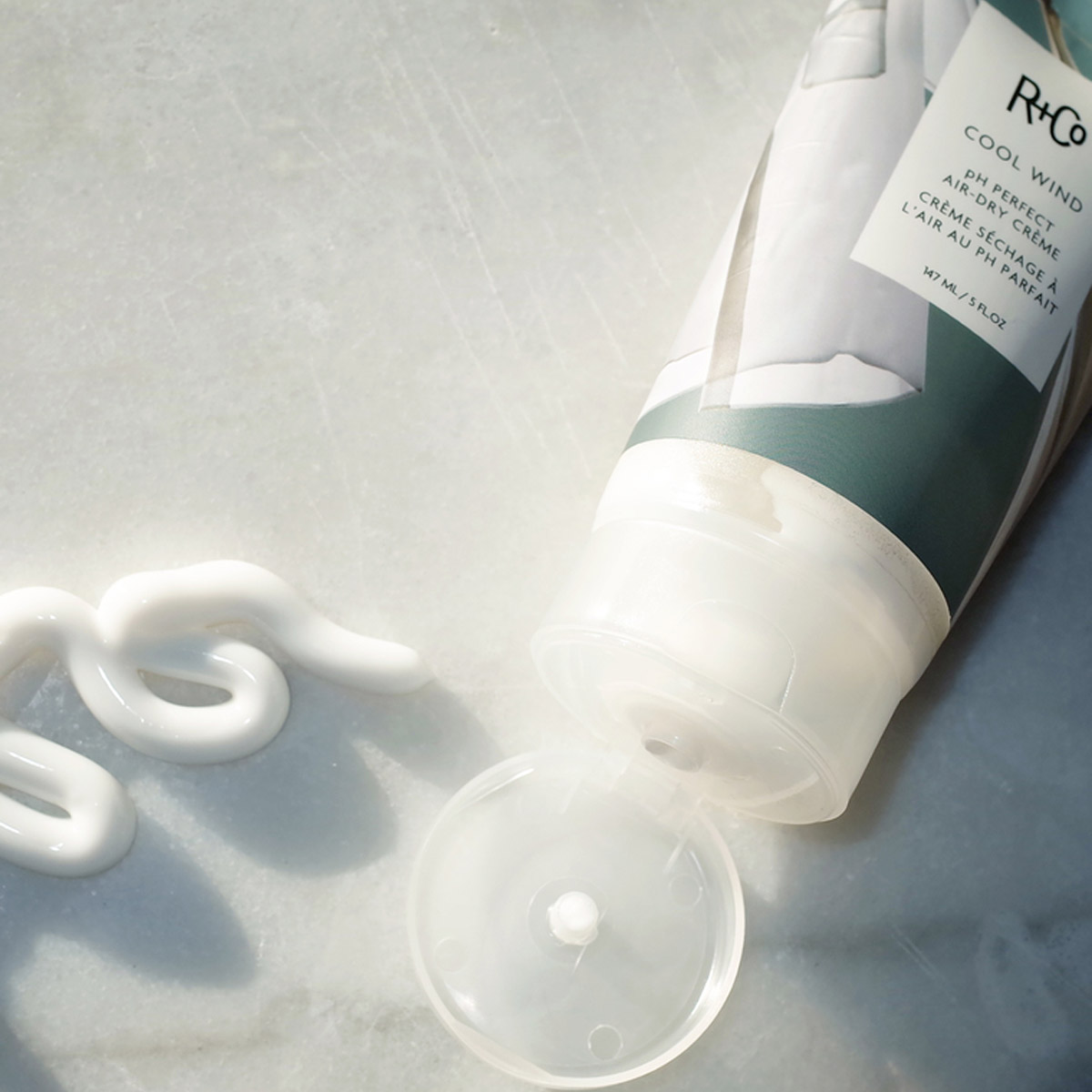  Крем для восстановления pH баланса волос и создания естественной укладки Cool Wind, 147 мл (R+Co, Moisture) фото 1