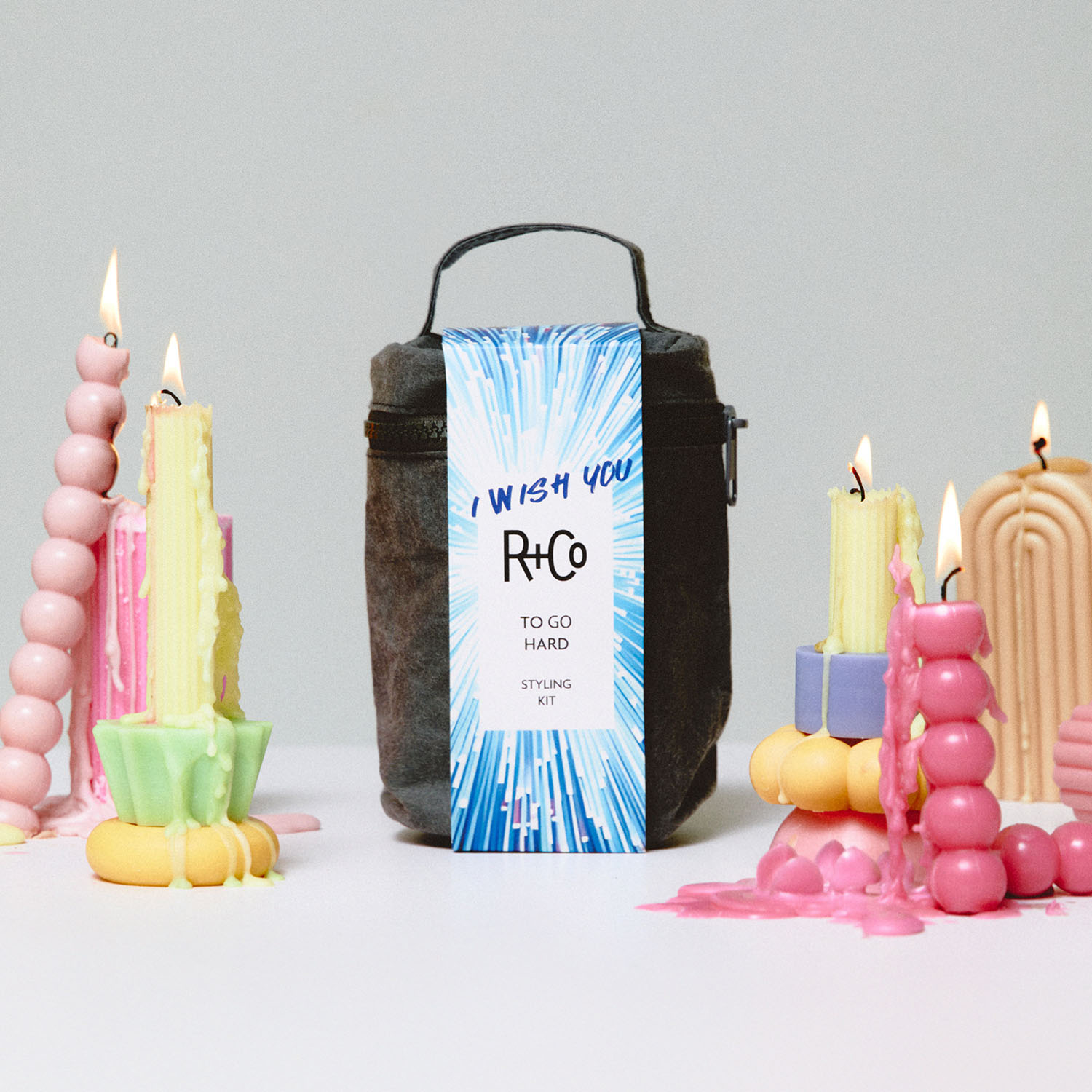  Набор To Go Hard: шампунь 60 мл + воск 62 г + помада 56,7 г (R+Co, Finish) фото 1