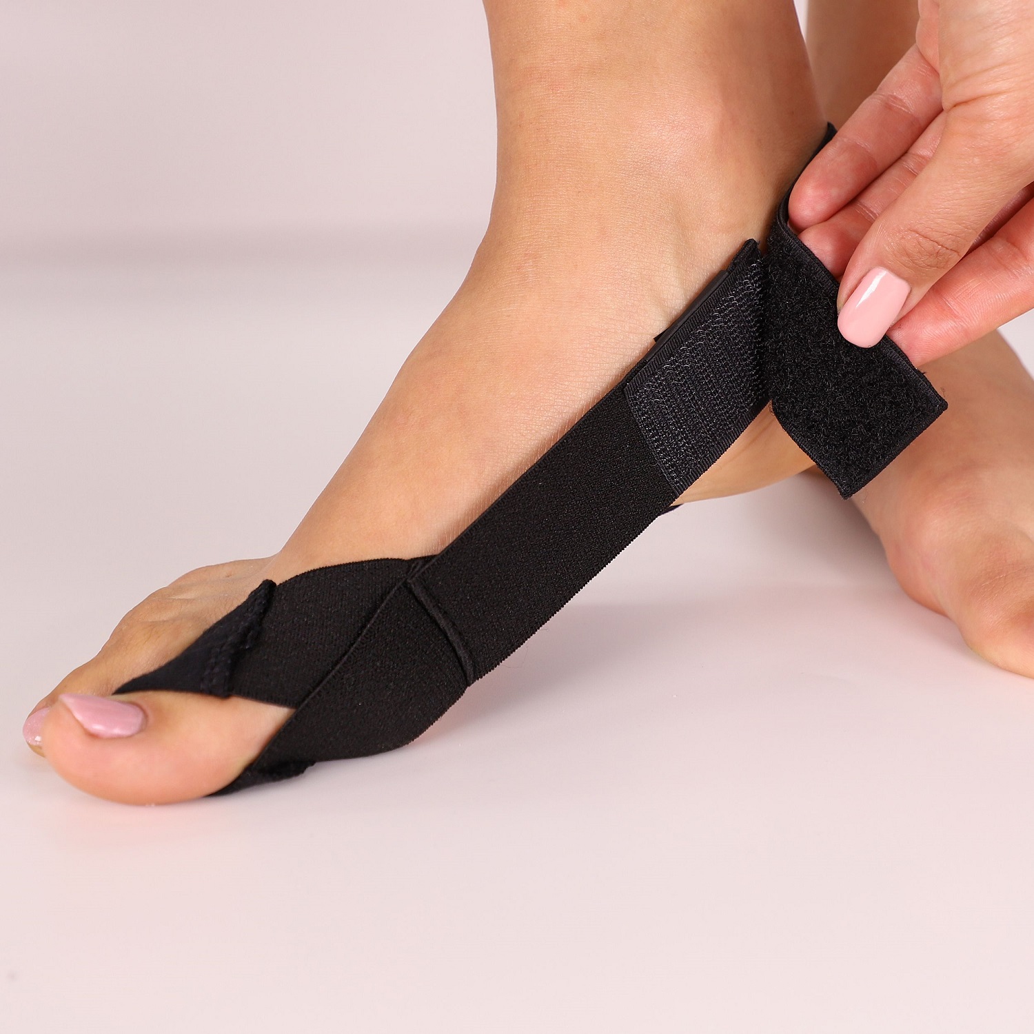 Бандаж для плюснефалангового сустава № 1 правый, черный (Крейт, Бандаж)  Бандаж для плюснефалангового сустава № 1 правый, черный (Крейт, Бандаж) фото 3