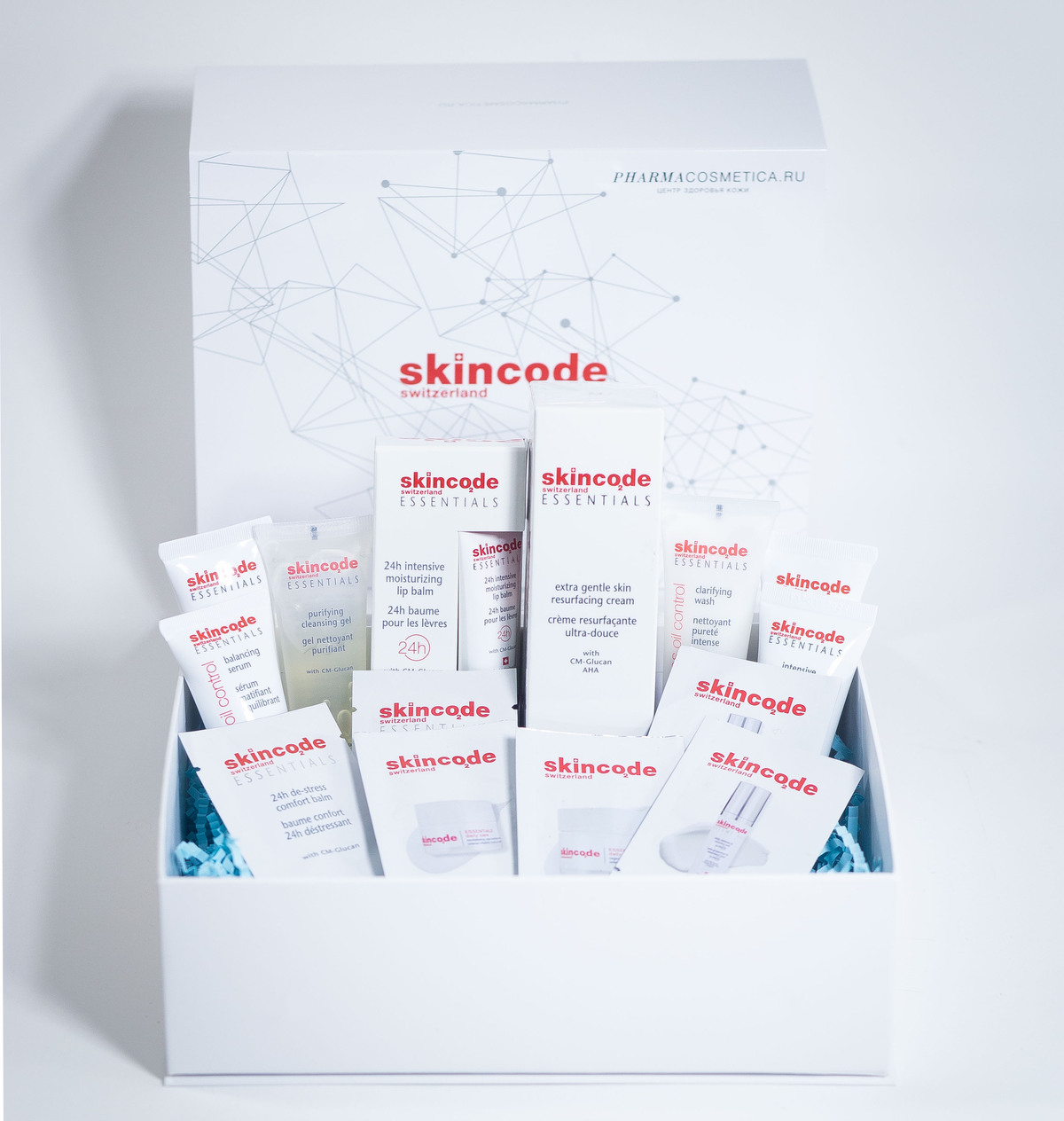 ФармаБьютиБокс Beautybox SKINCODE Essеntials 2022 (PharmaBeautyBox, Mono Brand) фото 1
