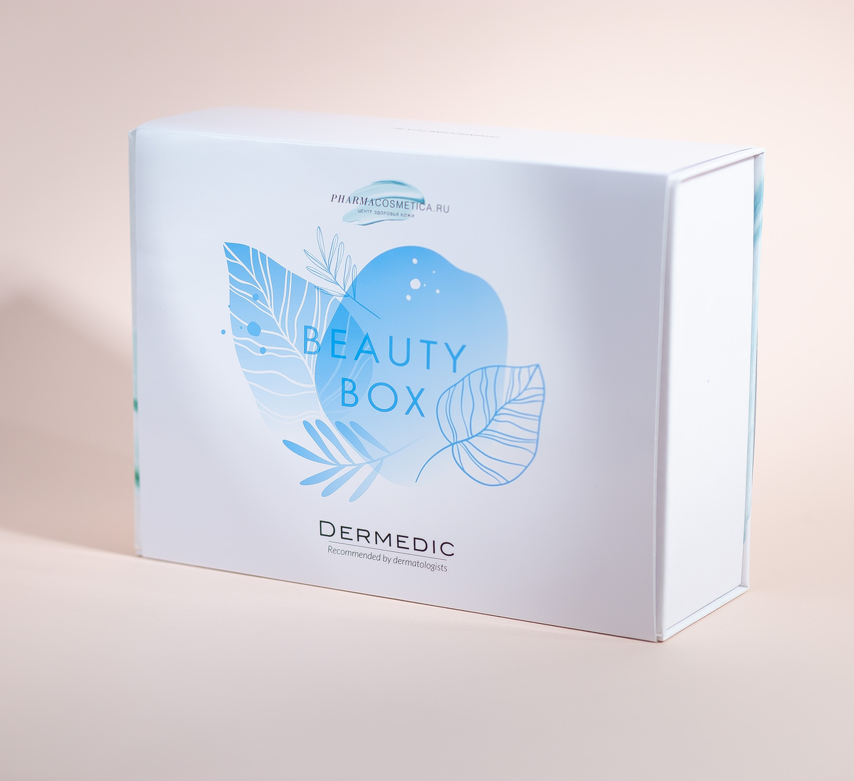 ФармаБьютиБокс Dermedic Box (PharmaBeautyBox, Mono Brand) фото 1