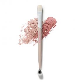 Beautyblender Кисть Shady lady all-over eyeshadow brush  cooling roller с охлаждающим роллером  для нанесения теней. фото