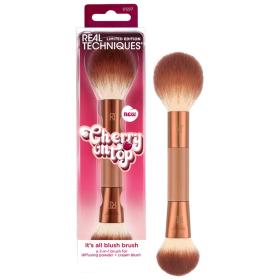 Real Techniques Двусторонняя кисть для румян Its All Blush Brush. фото