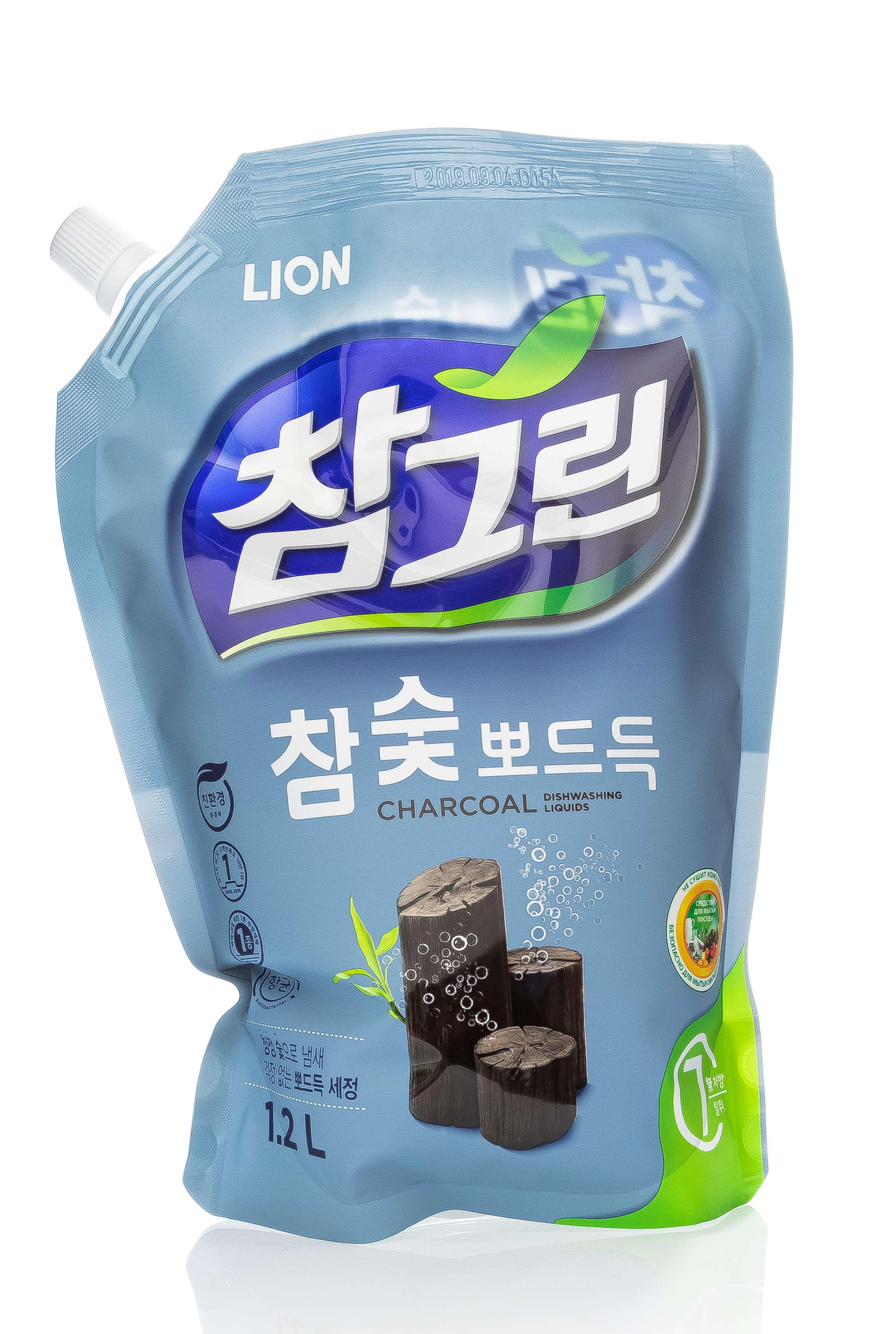СиДжей Лайон Средство для мытья посуды, овощей и фруктов Chamgreen Древесный уголь 1200 мл (Cj Lion, Для посуды) фото 1