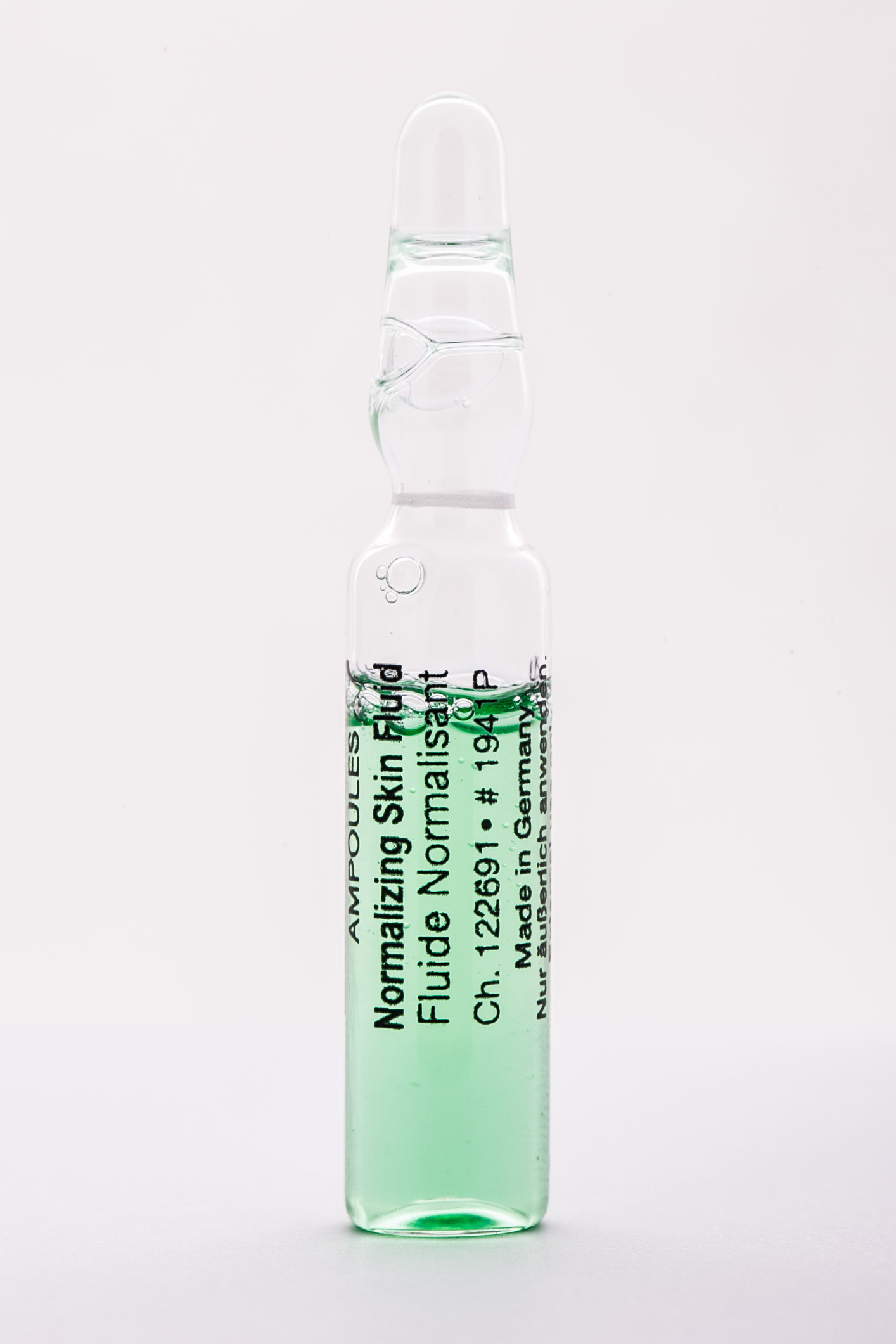 Янсен Косметикс Нормализующий концентрат для ухода за жирной кожей Normalizing Skin Fluid, 3 ампулы х 2 мл (Janssen Cosmetics, Ampoules) фото 0