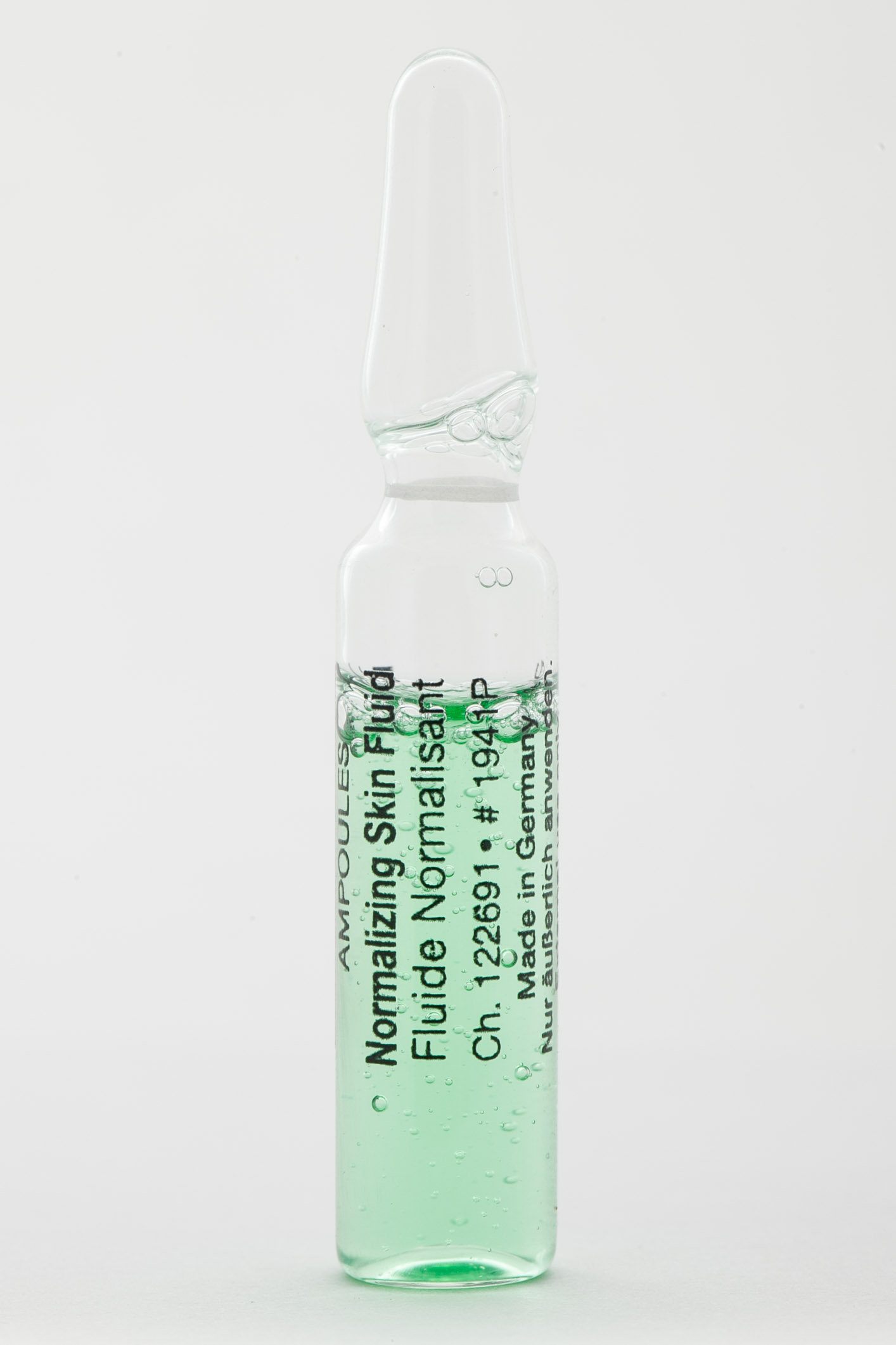 Янсен Косметикс Нормализующий концентрат для ухода за жирной кожей Normalizing Skin Fluid, 3 ампулы х 2 мл (Janssen Cosmetics, Ampoules) фото 5