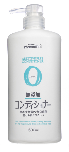 Kumano Cosmetics Кондиционер д/волос д/чувств кожи Pharmaact 600мл (Kumano Cosmetics, Кондиционеры для волос)