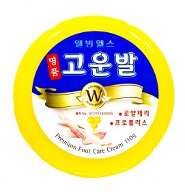 Well Being Крем для ног с мочевиной, ментолом и прополисом 110гр. фото